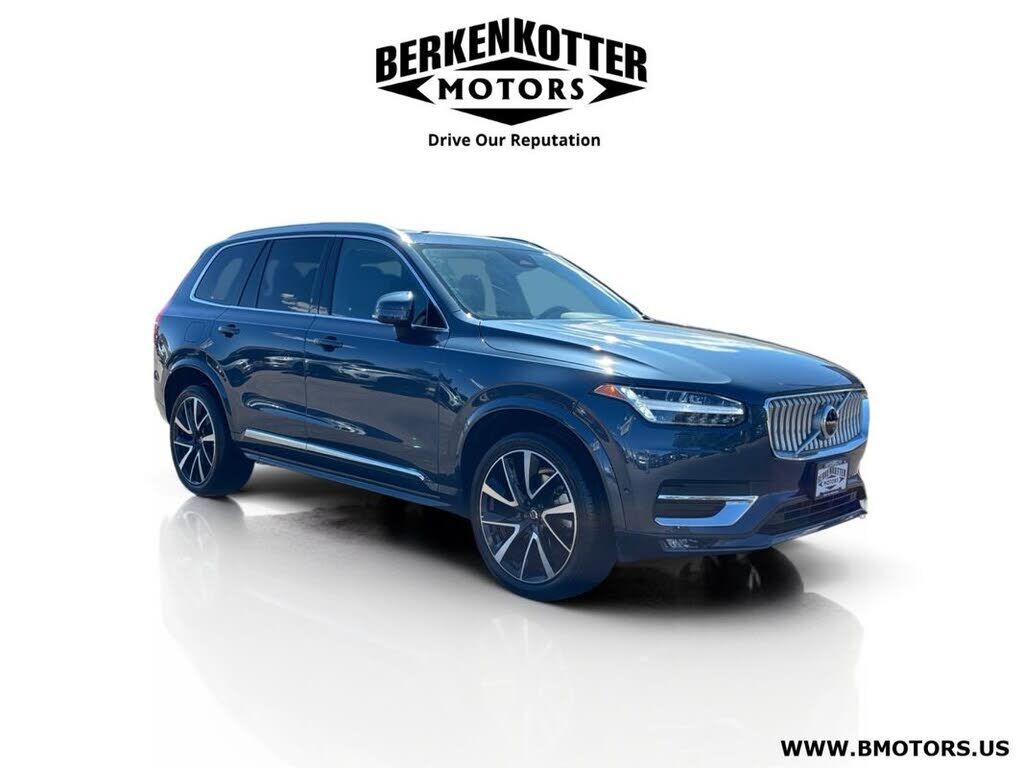 2023 VOLVO XC90