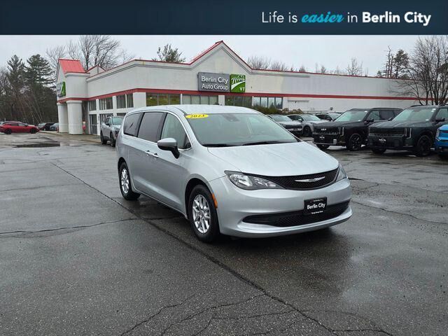 2023 CHRYSLER Voyager