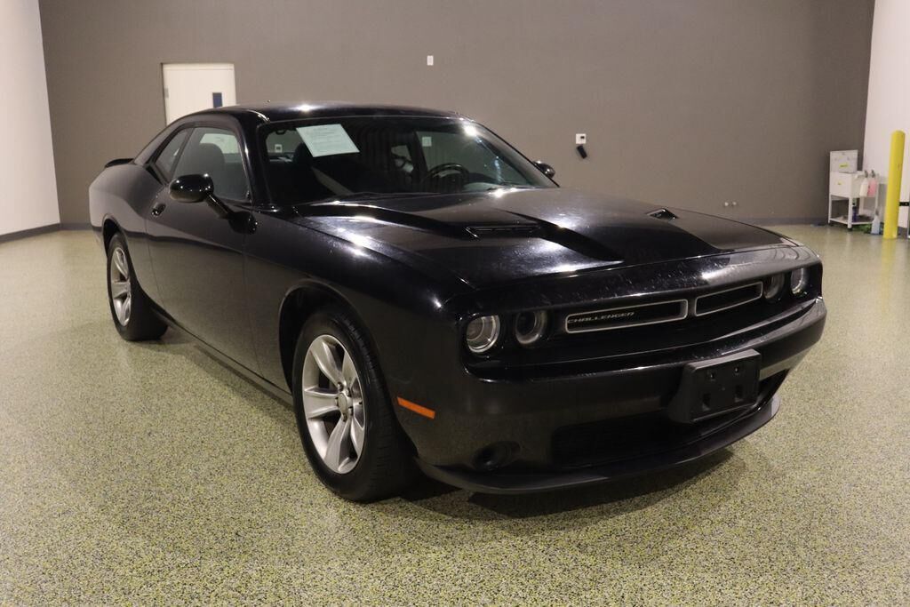 2016 DODGE Challenger