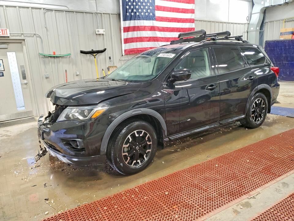 2020 NISSAN Pathfinder