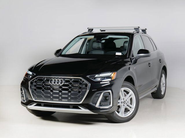 2021 AUDI Q5 e