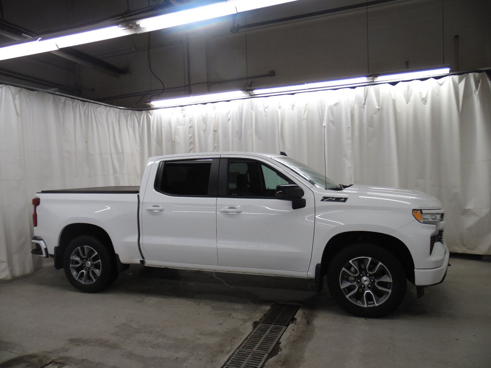 2023 CHEVROLET Silverado