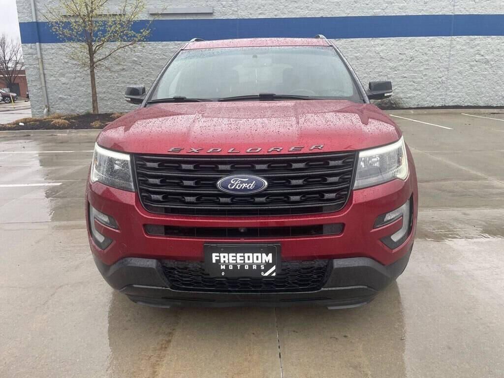 2016 FORD Explorer