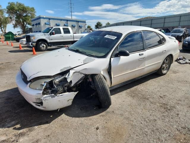 2004 FORD Taurus
