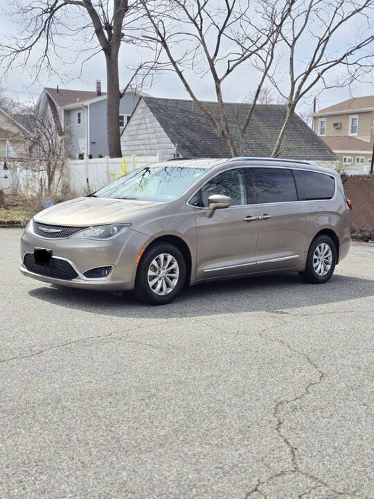 2018 CHRYSLER Pacifica