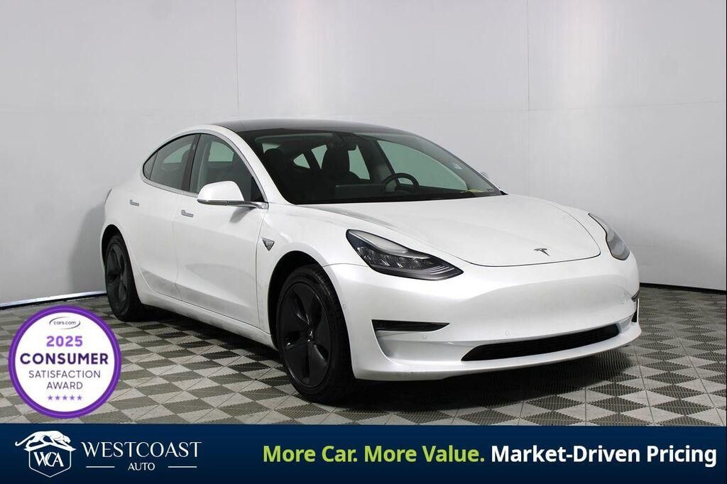 2020 TESLA Model 3
