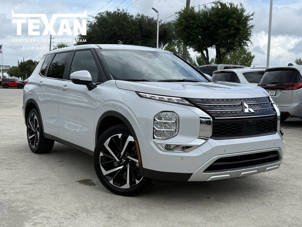 2024 MITSUBISHI Outlander