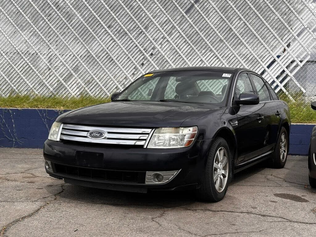 2008 FORD Taurus
