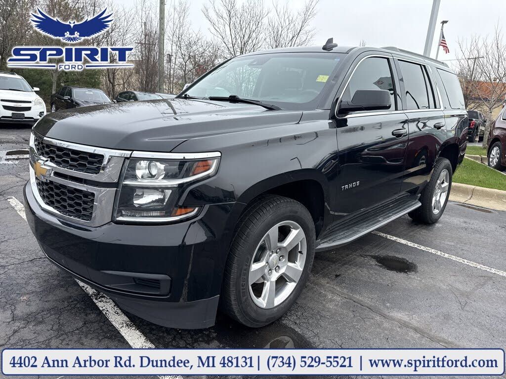 2017 CHEVROLET Tahoe