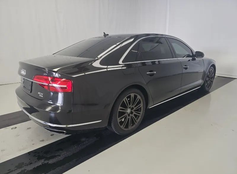 2015 Audi A8