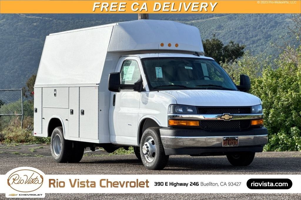 2026 CHEVROLET Express