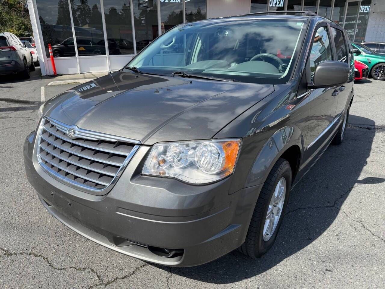 2010 CHRYSLER Town and Country