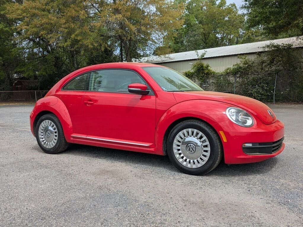 2015 VOLKSWAGEN Beetle