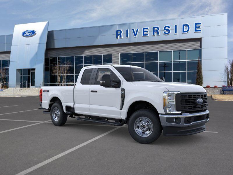 2026 FORD F-250