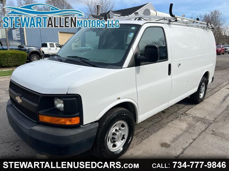 2013 CHEVROLET Express