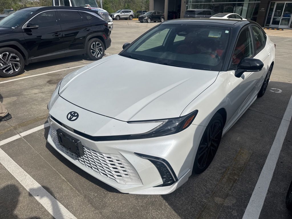 2025 TOYOTA Camry