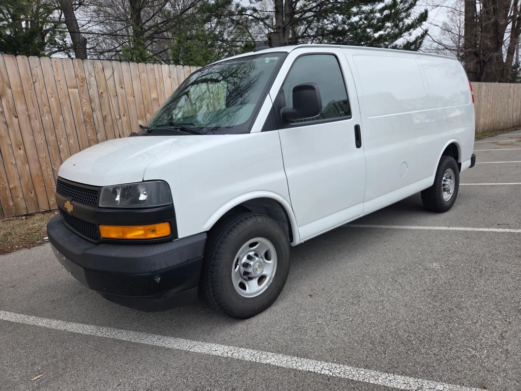 2020 CHEVROLET Express