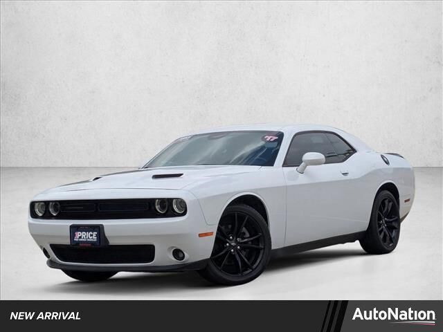 2017 DODGE Challenger