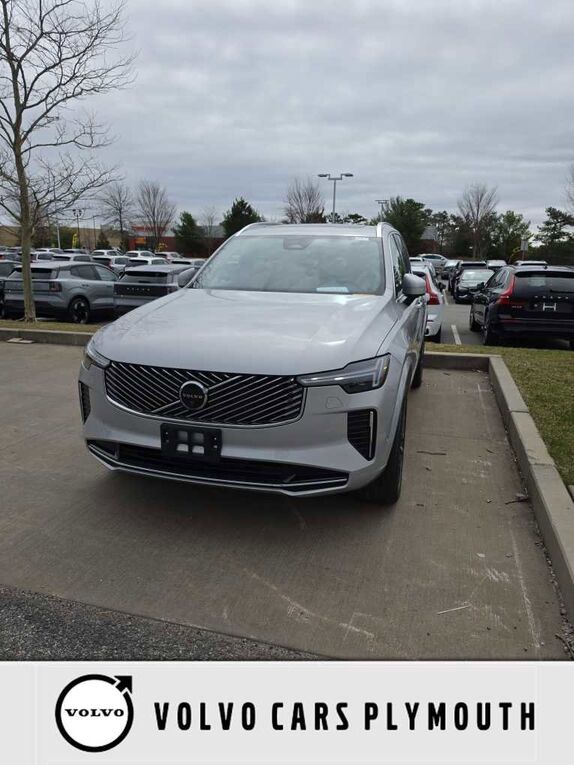 2025 VOLVO XC90