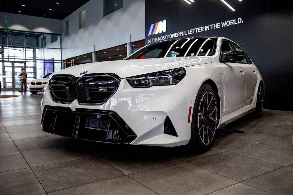 2026 BMW M5