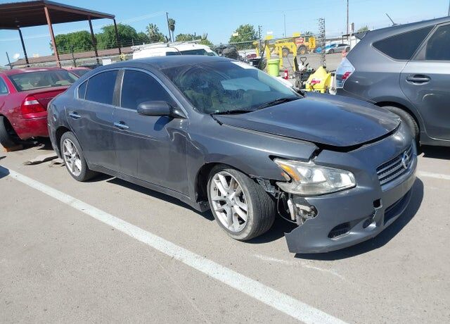 2009 NISSAN Maxima