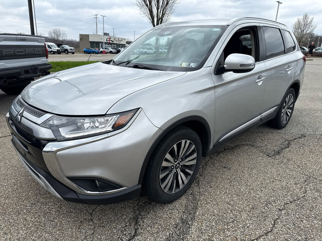 2020 MITSUBISHI Outlander