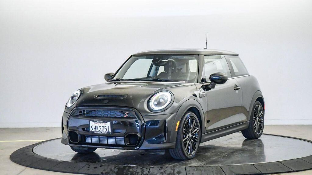 2024 MINI Hardtop