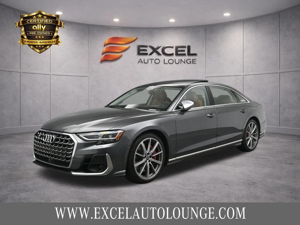 2023 AUDI S8