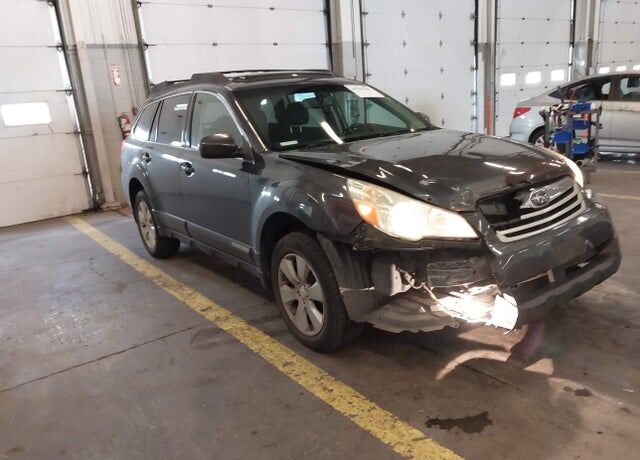 2011 SUBARU Outback
