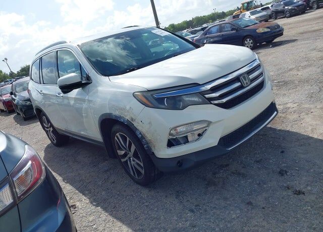 2017 HONDA Pilot
