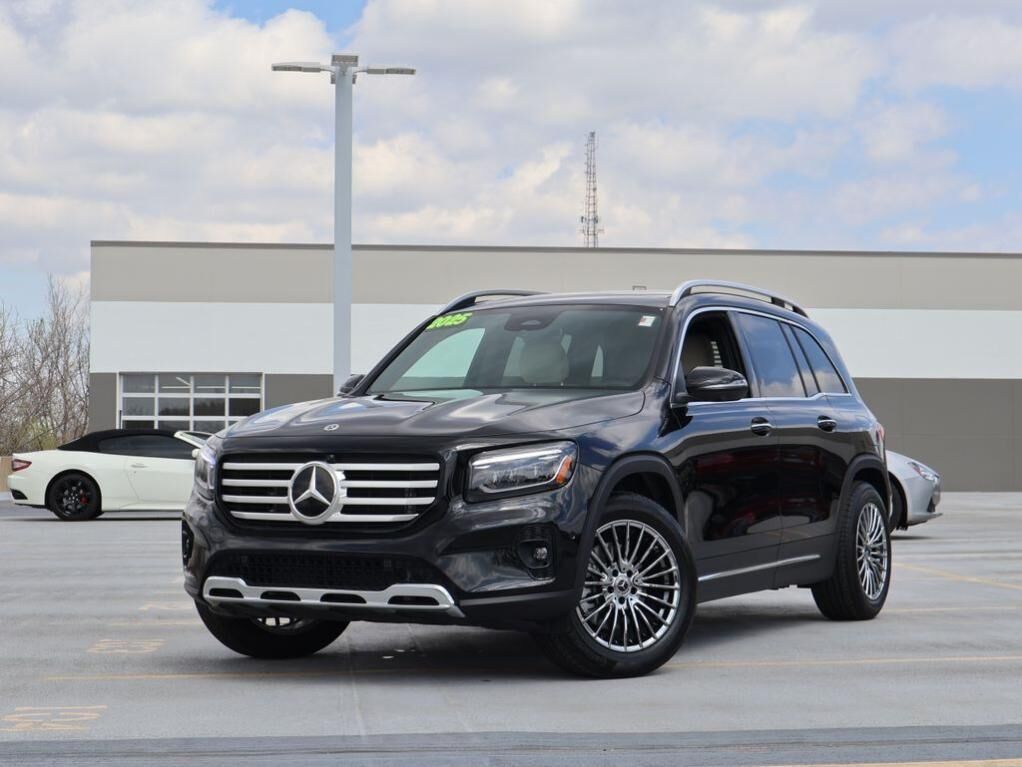 2025 MERCEDES-BENZ GLB-Class