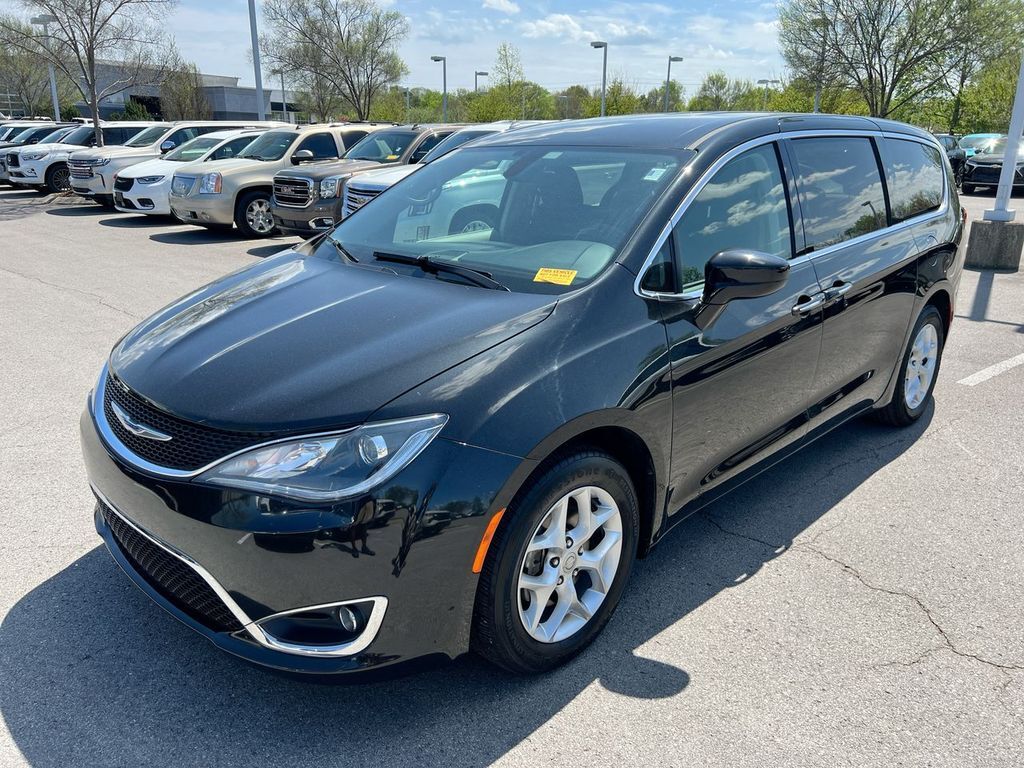2019 CHRYSLER Pacifica