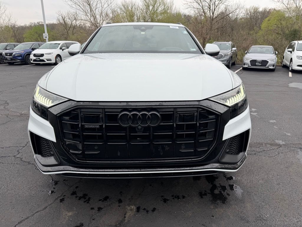 2021 Audi Q8