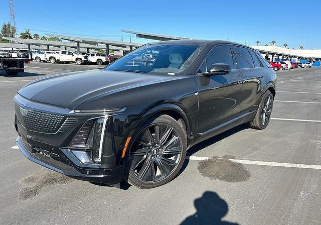 2024 CADILLAC Lyriq