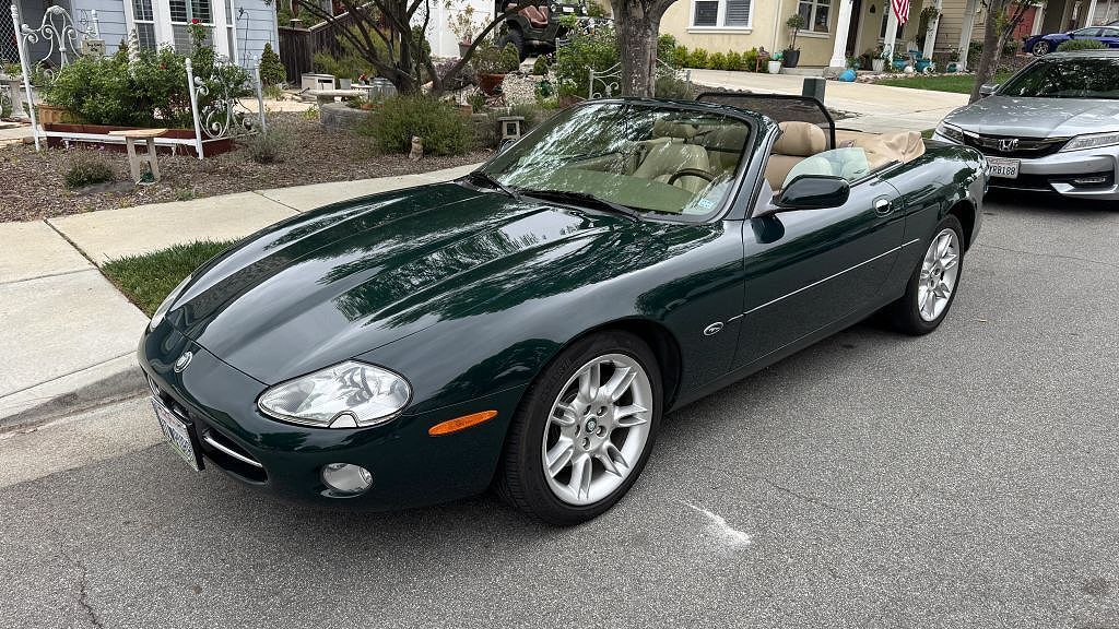 2001 JAGUAR XK8