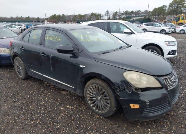 2012 SUZUKI Kizashi