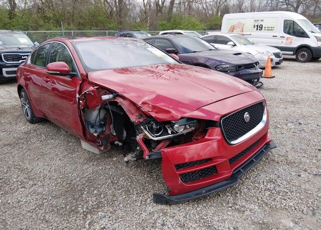 2017 JAGUAR XE