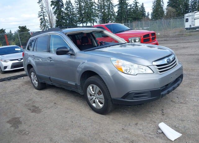 2010 SUBARU Outback