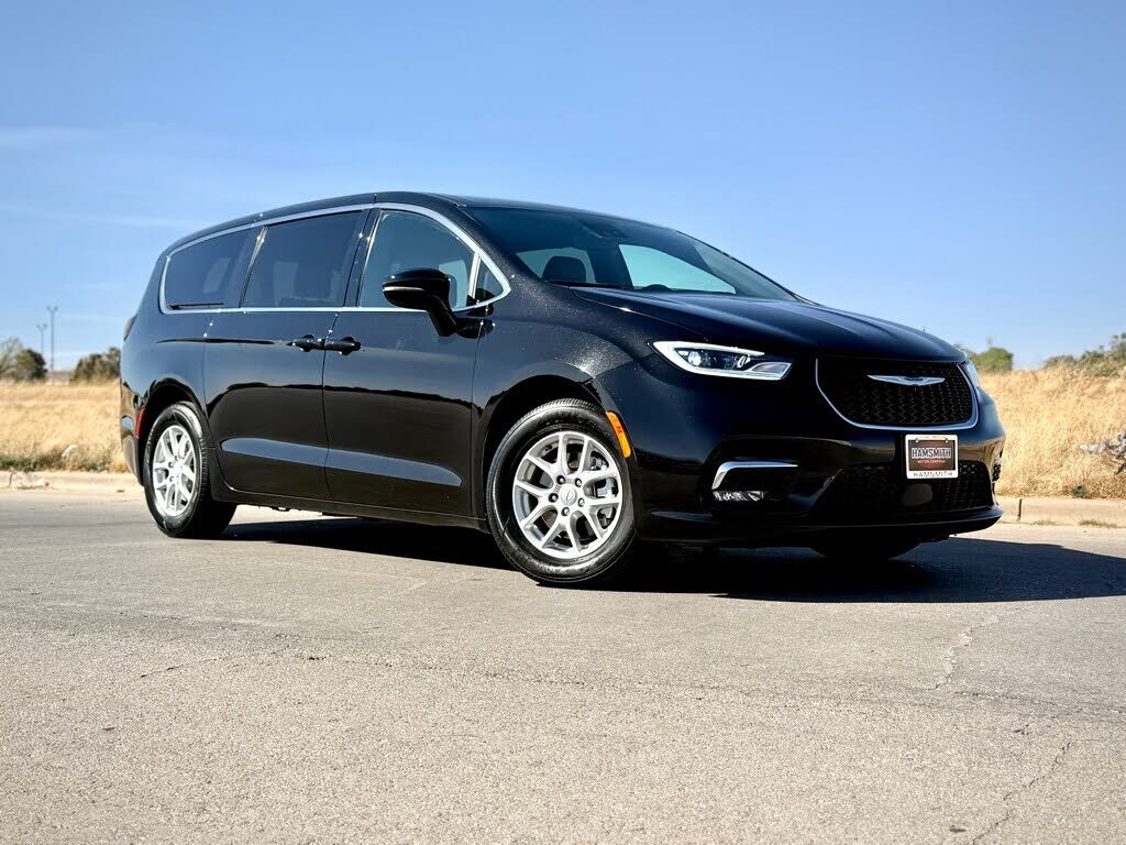 2025 CHRYSLER Pacifica