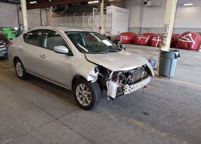 2018 NISSAN Versa