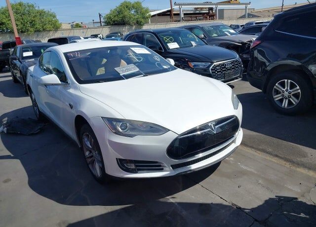 2013 TESLA Model S