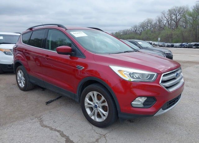 2017 FORD Escape