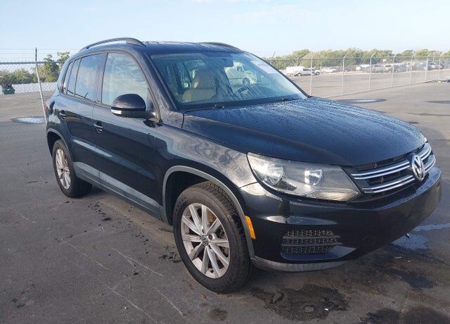 2015 VOLKSWAGEN Tiguan