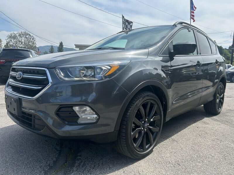 2018 FORD Escape