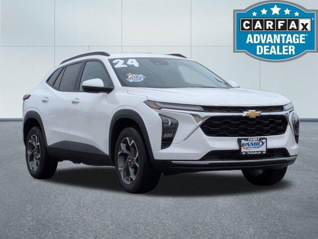 2024 CHEVROLET Trax