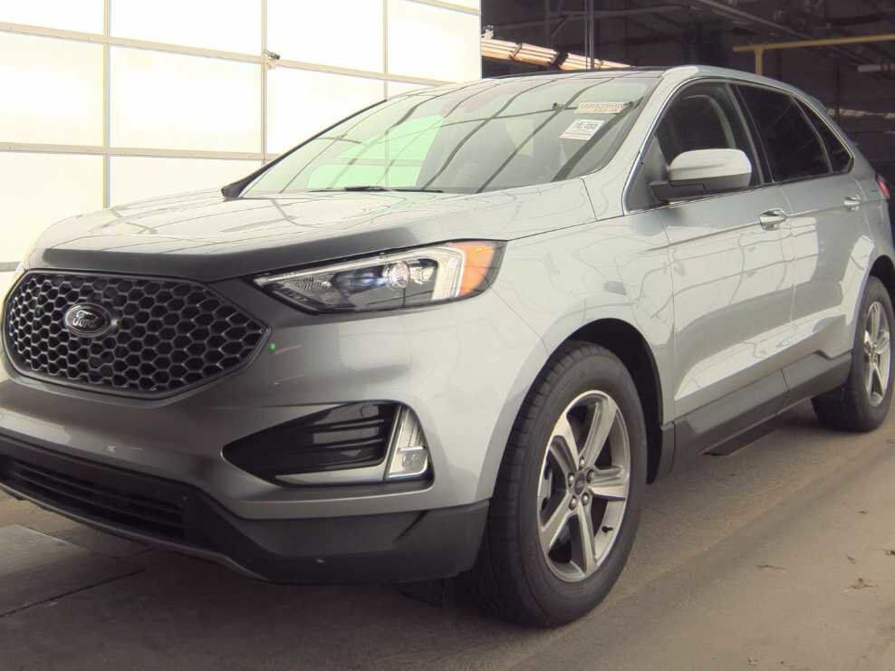 2023 FORD Edge