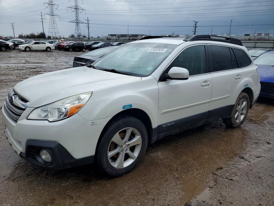 2013 SUBARU Outback
