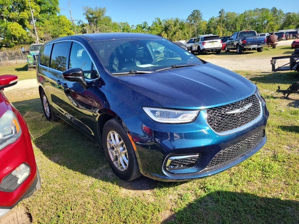 2025 CHRYSLER Pacifica