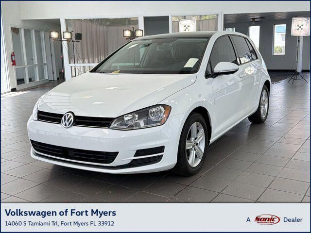 2017 VOLKSWAGEN Golf