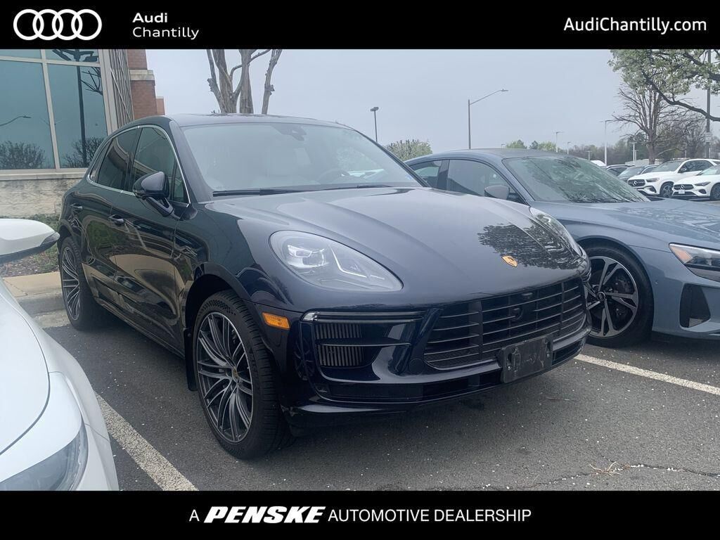 2021 PORSCHE Macan